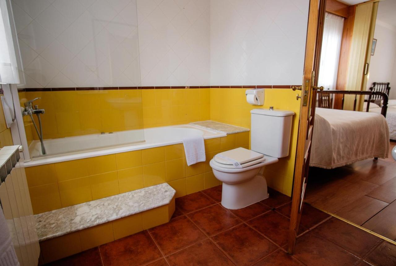 Turismo Rural O Xastre De Anos Cabana de Bergantiños Exteriör bild