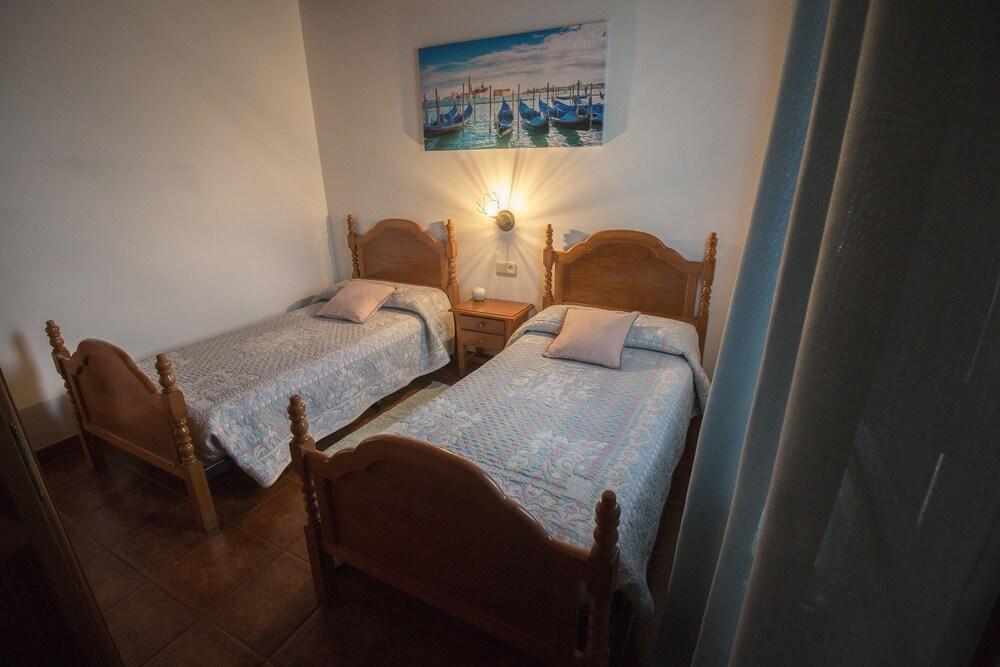 Turismo Rural O Xastre De Anos Cabana de Bergantiños Exteriör bild